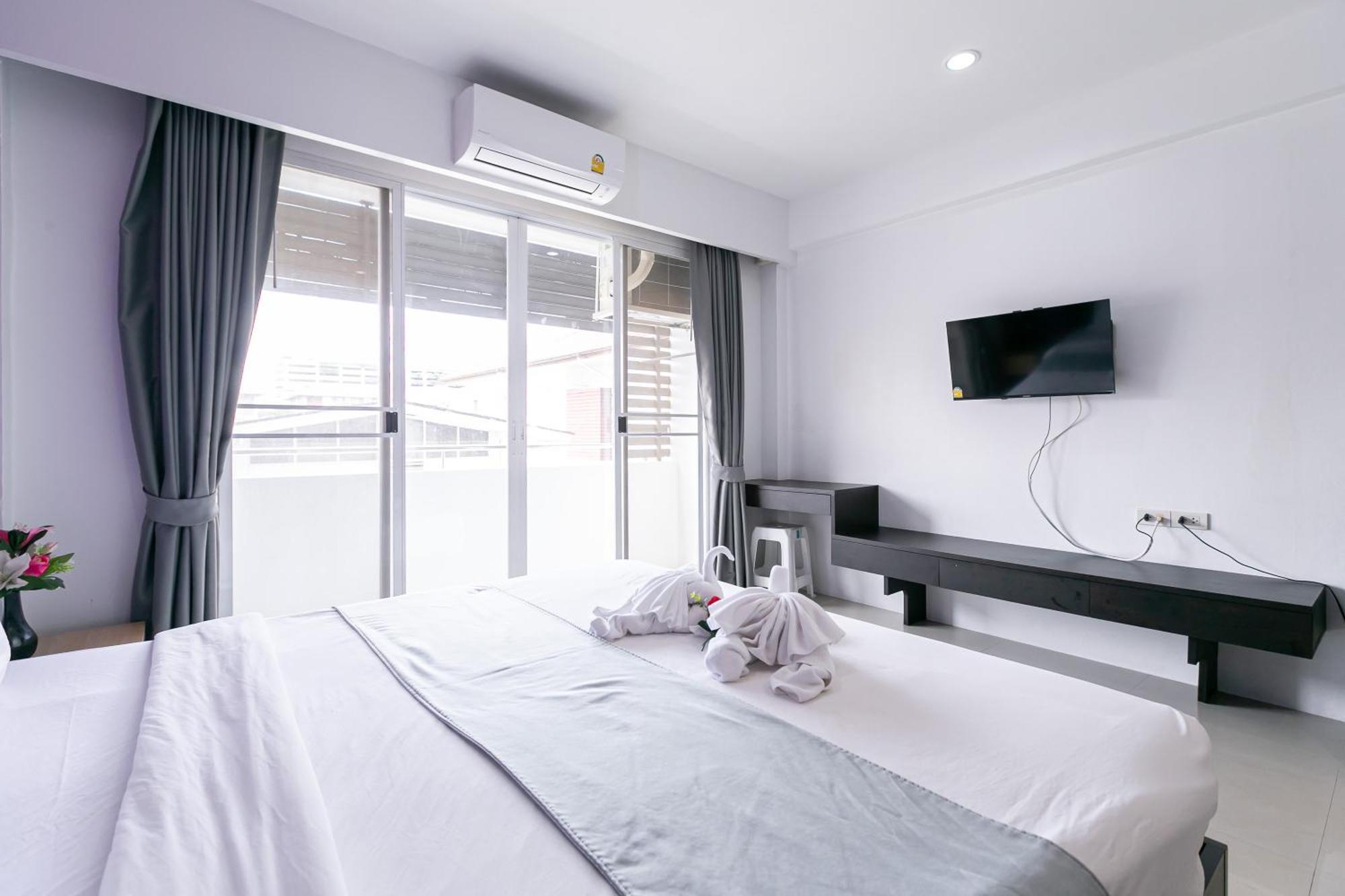 Ruan Plaisoi Apartment Бангкок Экстерьер фото