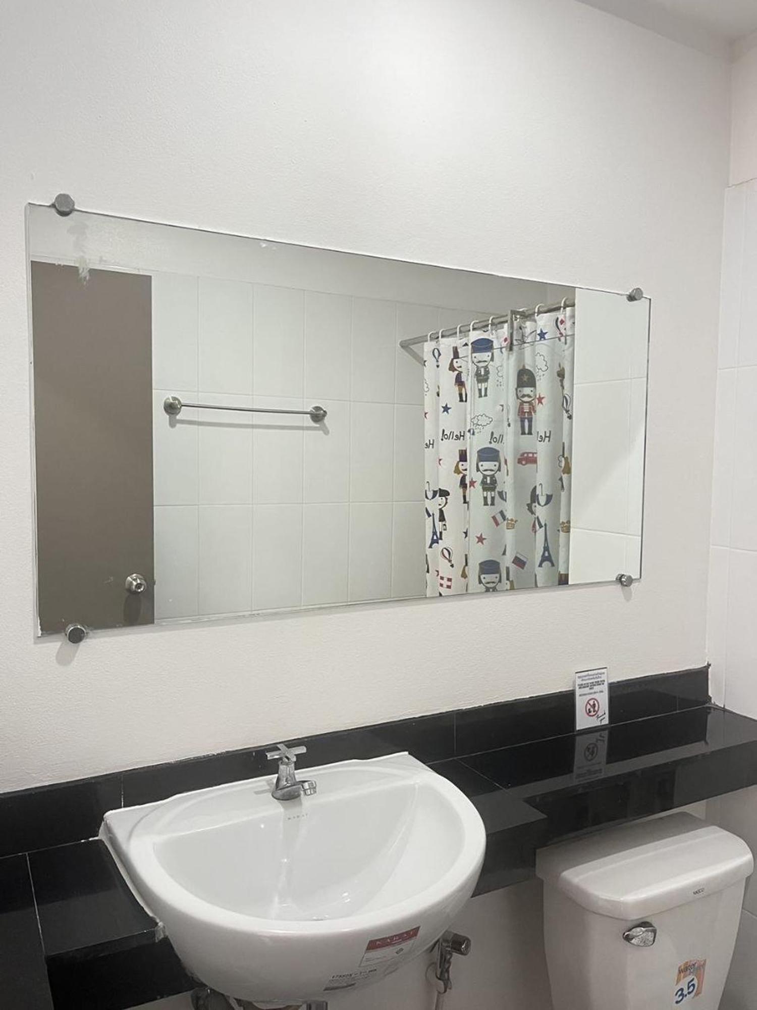 Ruan Plaisoi Apartment Бангкок Экстерьер фото